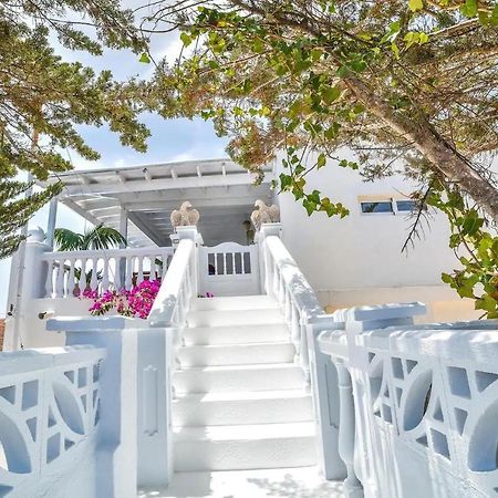 Las Nieves Suites Teguise  Eksteriør bilde