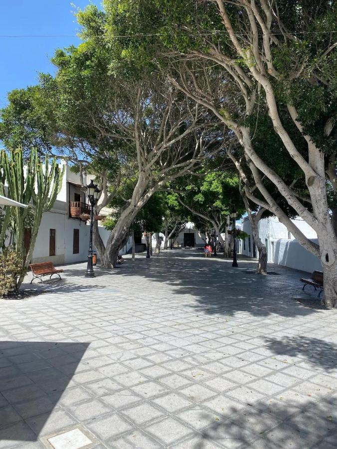 Las Nieves Suites Teguise  Eksteriør bilde
