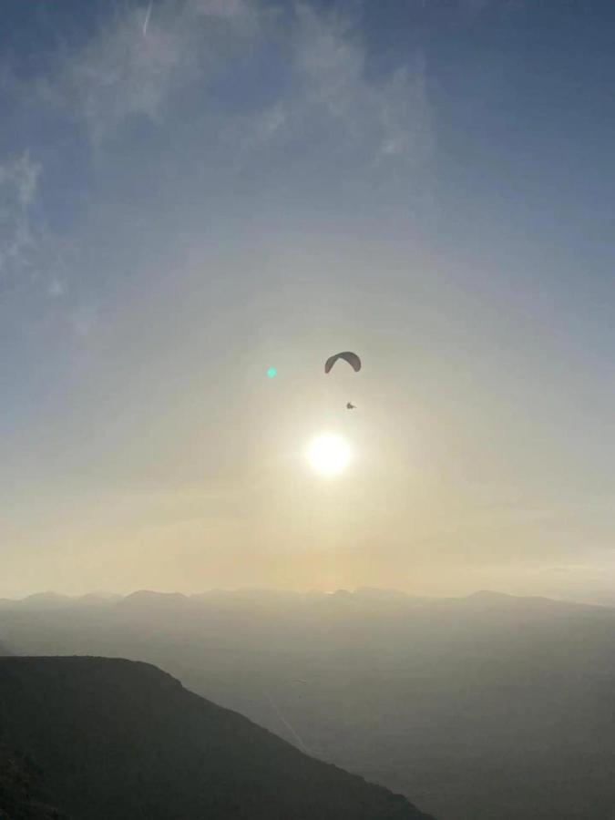 Las Nieves Suites Teguise  Eksteriør bilde