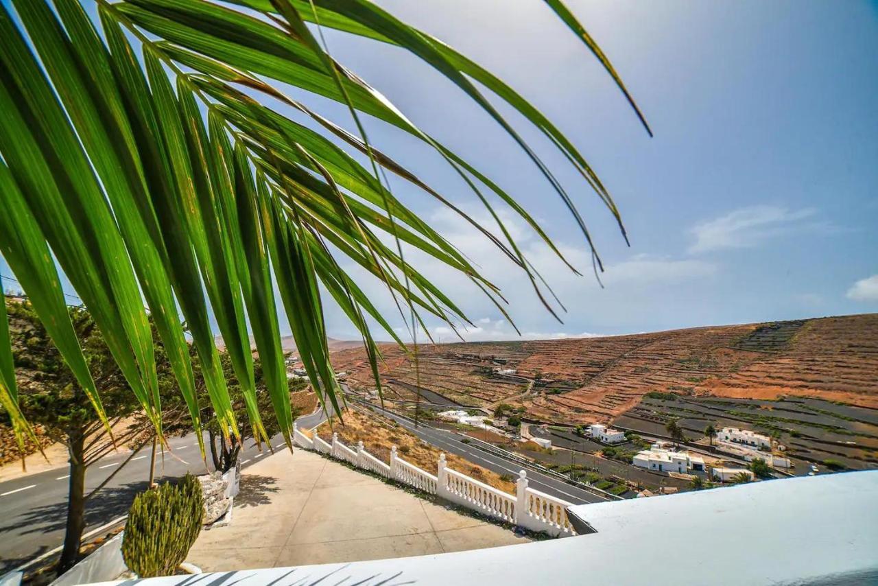 Las Nieves Suites Teguise  Eksteriør bilde