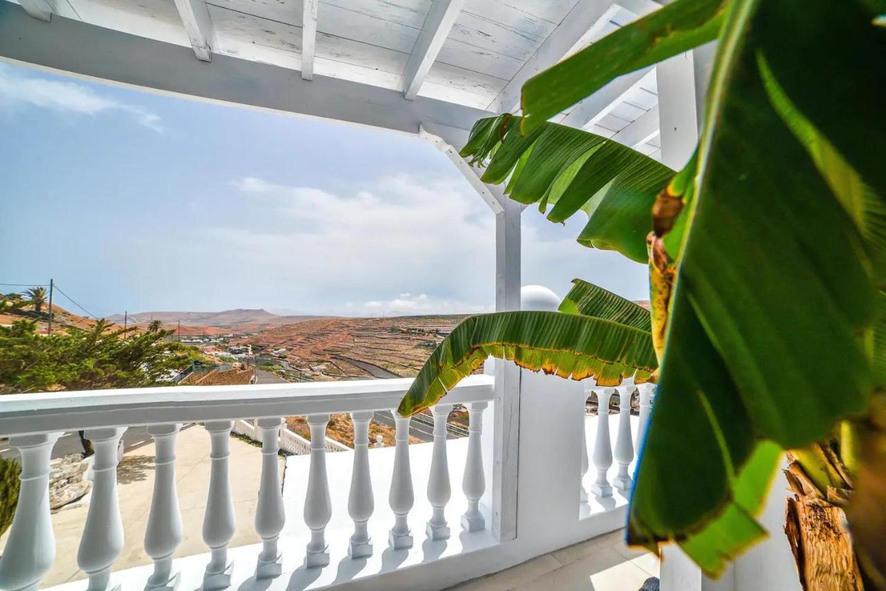 Las Nieves Suites Teguise  Eksteriør bilde
