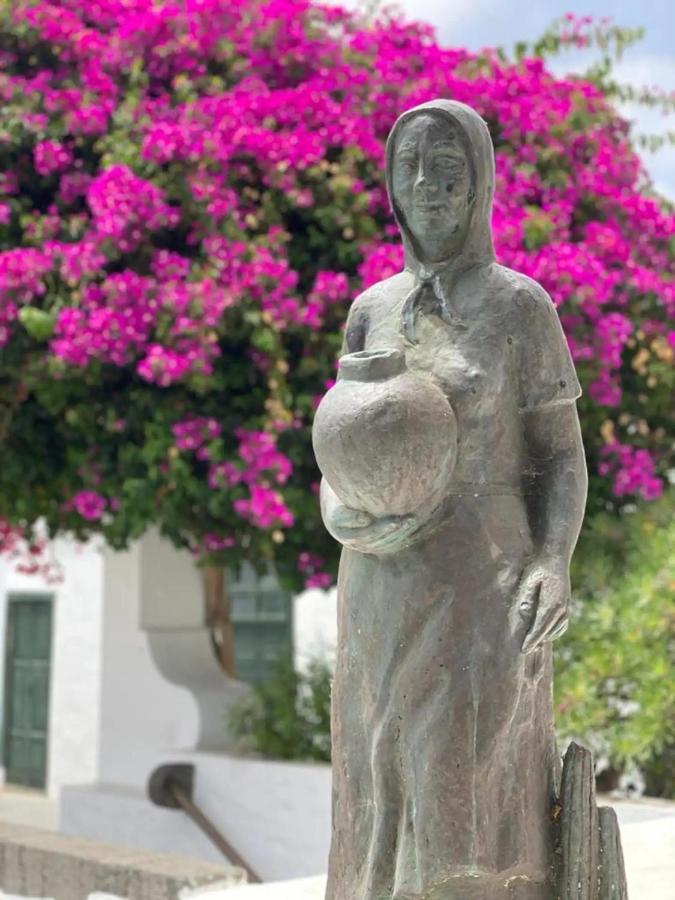 Las Nieves Suites Teguise  Eksteriør bilde